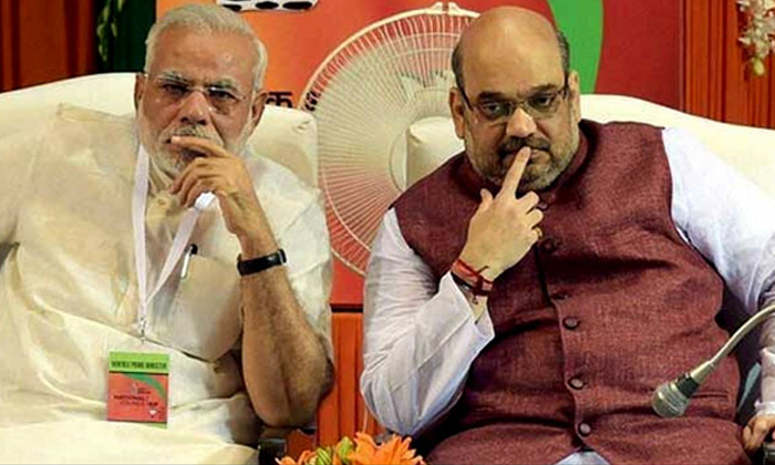  Bjp Seniors Sketch On Modi And Amith Sha-TeluguStop.com