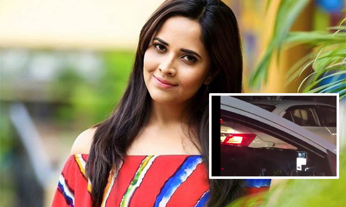  Anasuya Bharadwaj Tweets About Careless Driver-TeluguStop.com