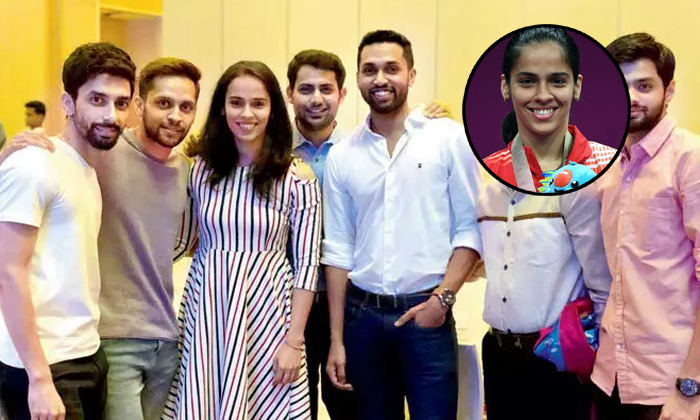  Saina Nehwal Love With Parupalli Kashyap-TeluguStop.com