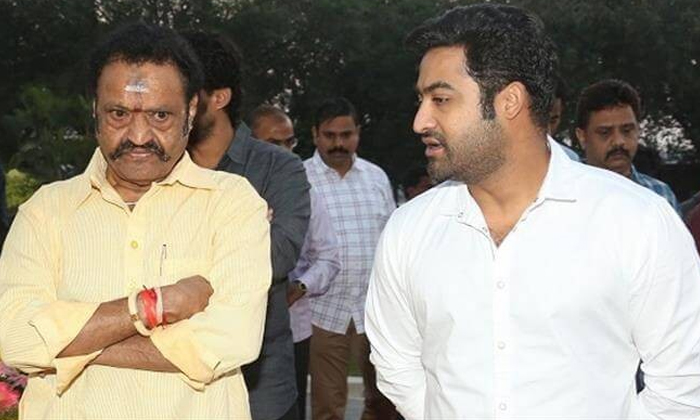  Harikrishna Body On Ntr Hands-TeluguStop.com