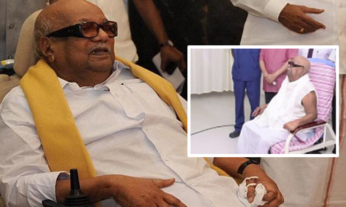  Karunanidhi Watched Rajinikanth Basha Film-TeluguStop.com