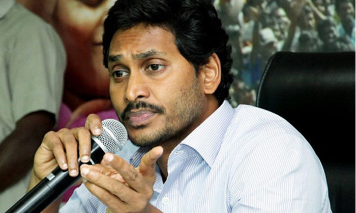  Ys Jagan Gives Tickets To Juniors-TeluguStop.com