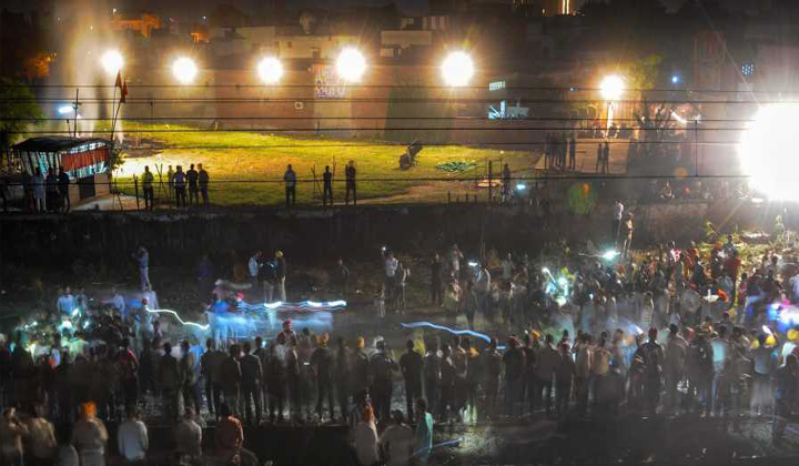  Punjab Train Accident At Amruthsar 50 People Die-TeluguStop.com