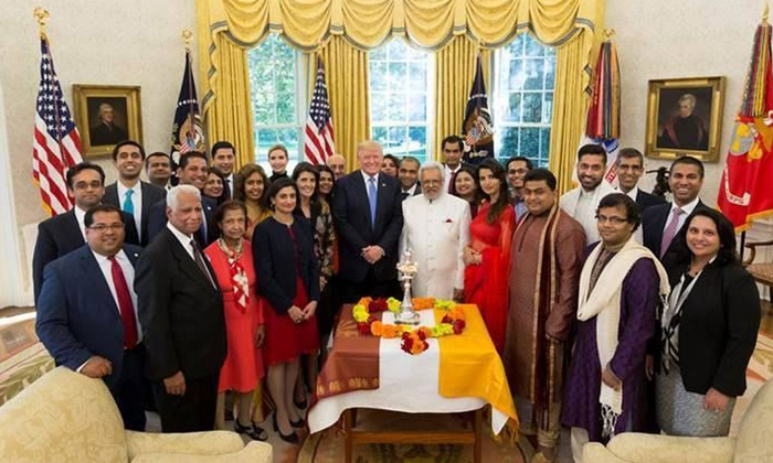  Trump At Deepawali Celebrations In White House-TeluguStop.com