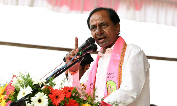  Kcr Plays Important Role In Telangana Politics-TeluguStop.com