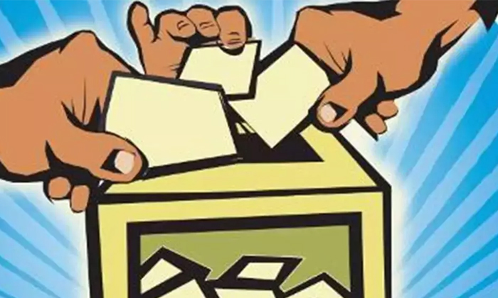  Tha Main Candidate And Wife Forgets Voting In Elections In Rangapuram-TeluguStop.com