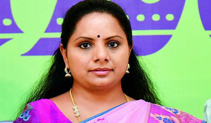  Nijamabad Mp Kavitha Received Best Parliamentarian Award-TeluguStop.com