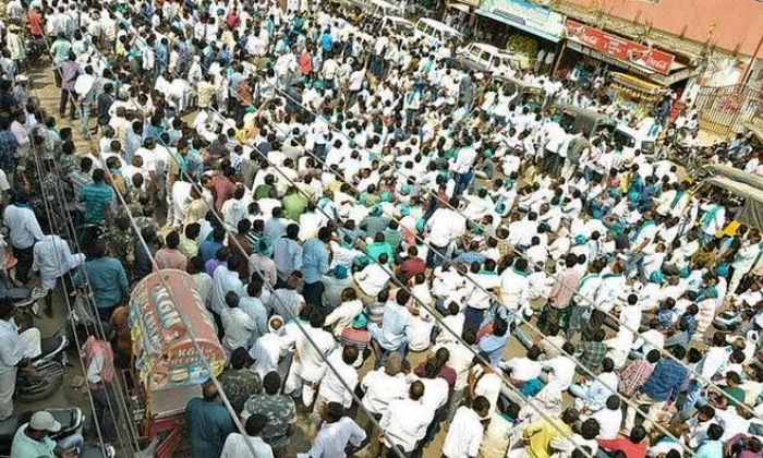  Armoor Farmers Ready To Protest Walk To Assembly-TeluguStop.com