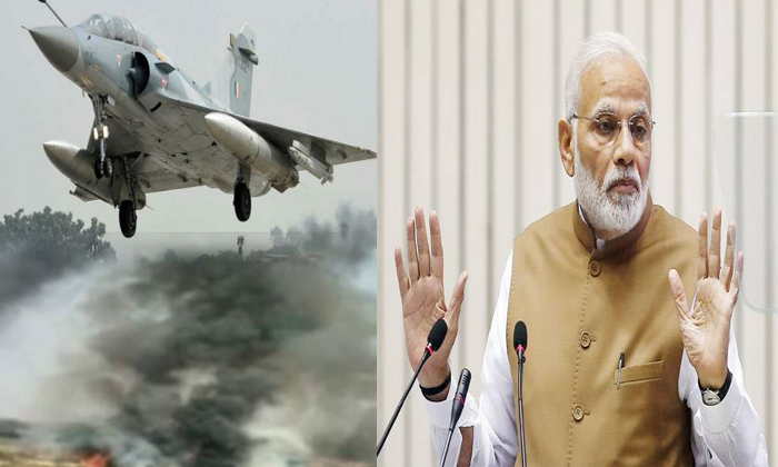  Pm Narendra Modis Popularity Rises After Balakot Air Strikes1-TeluguStop.com