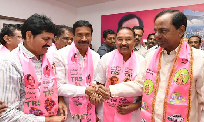  These Trs Mla Wants Minister Place In Telangana Cabinet-TeluguStop.com