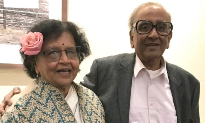  Indian Mathematician Wife Give 1 Million Dollrs To Us University-TeluguStop.com