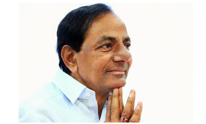  Kcr Back Step On Return Gift-TeluguStop.com