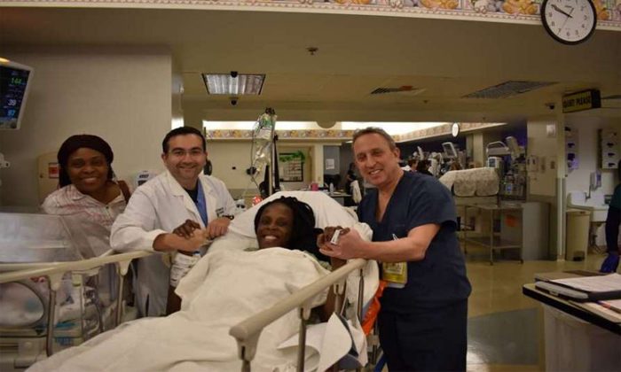  Us Woman Gives Birth To 6 Babies In 9 Minutes-TeluguStop.com