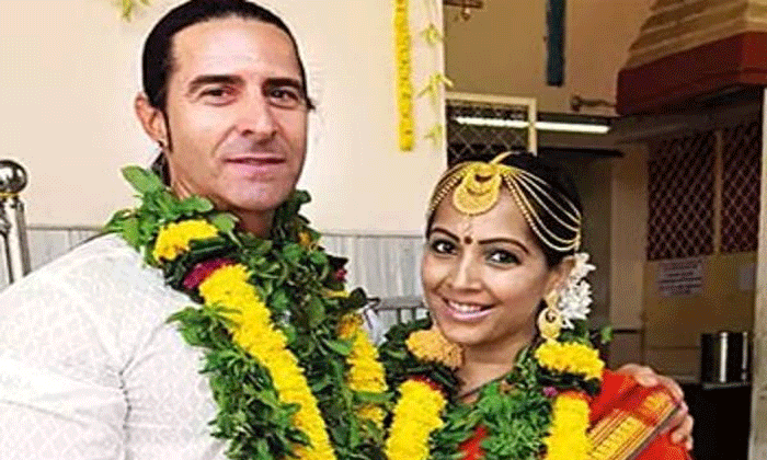  Ex Heroine Meghana Naidu Share Her Marriagephoto-TeluguStop.com