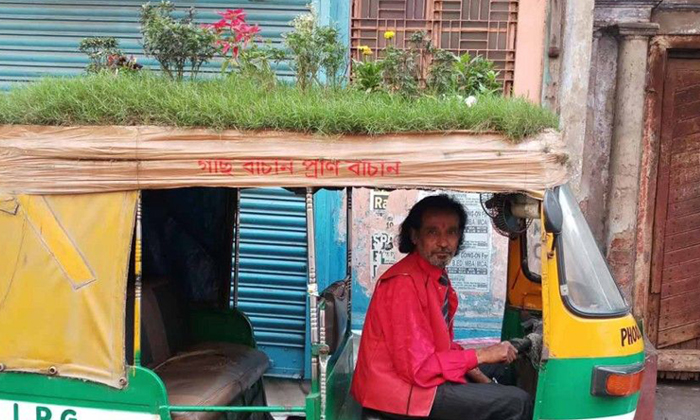  Kolkata Auto Wala Sets Up Garden On The Roof Of His Vehicle-TeluguStop.com