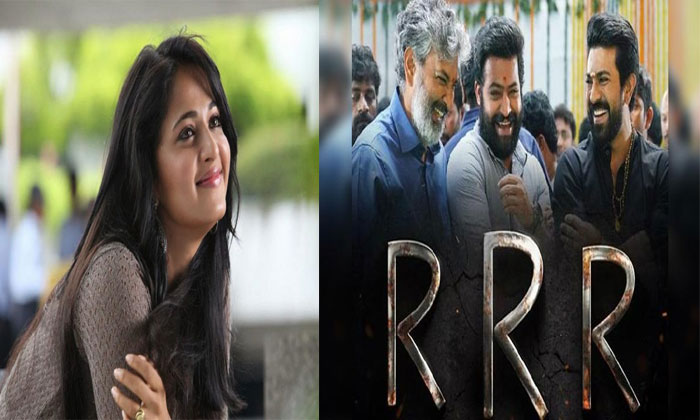  Anushka Shetty Plays Special Role In Rrr Movie-TeluguStop.com