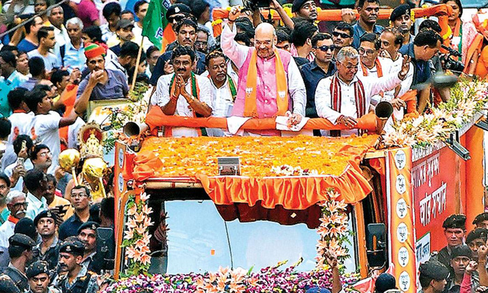  Conflicts In Amit Shah Road Show In Kolkata-TeluguStop.com