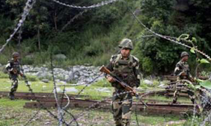  Cross Fire In Jammu And Two Terrorists Dead-TeluguStop.com