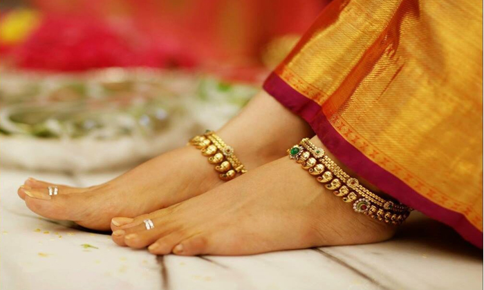  Unkwon Facts About Golden Anklet For Womens-TeluguStop.com