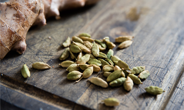  Cardamom Uses,males, Power, Cardamom Benefits-TeluguStop.com