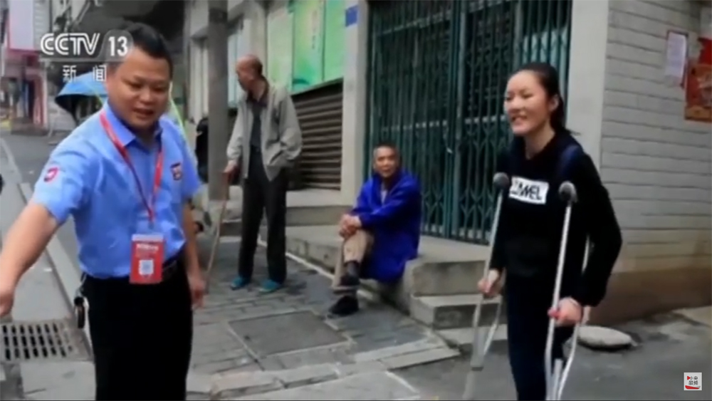 రియల్ హీరో : సాయం చేసేందుకు ల రియల్ హీరో : సాయం చేసేందుకు ల