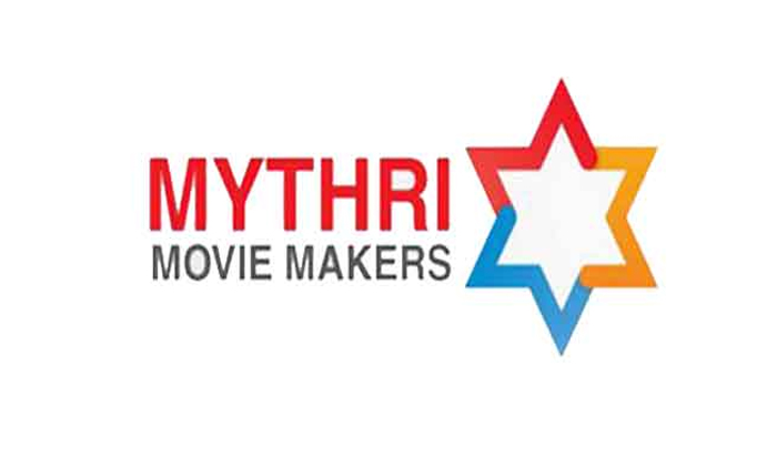  Mythri Moviemakers Bigplans With Starheroes-TeluguStop.com