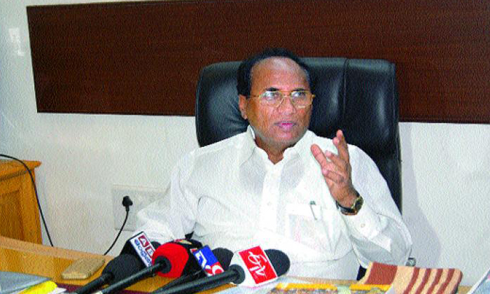  Ap Rta Sizes Kodela Sivaprasad Sons Herohonda Show Room-TeluguStop.com