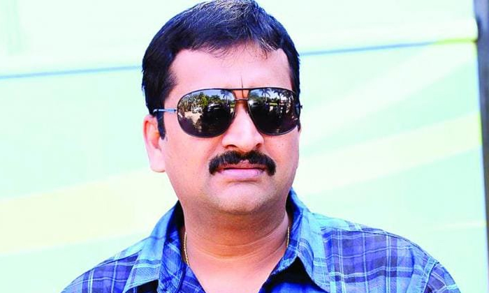  Bandla Ganesh Special Role In Sarileru Nikevvaru-TeluguStop.com