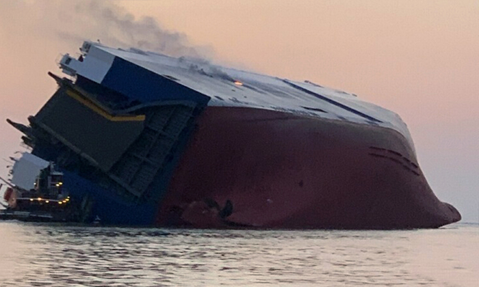  Fourcrew Members Are Missing From A Cargo Ship Overturns Neargeorgia-TeluguStop.com
