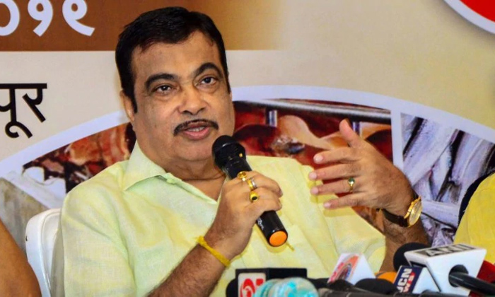 Telugu Gadkari, Indian Trafic, Road, Traficfine-