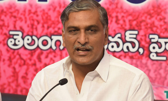  Harish Rao And Komatireddy Brother Meeting In Assemblyhall-TeluguStop.com