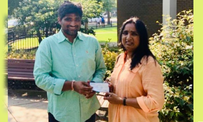  Nri Women Paladugu Sirisha Donate 15k Dollars Tana For Poor Nri People-TeluguStop.com