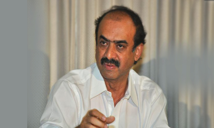  Suresh Babu About Venky Mama Movie Release Date Venkatesh-TeluguStop.com