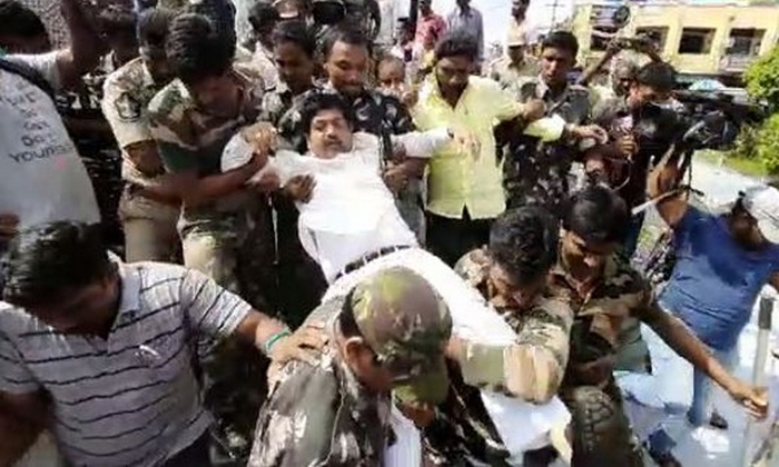  Ex Minister Kollu Ravindra Arrested-TeluguStop.com