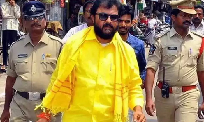  No Bail For Tdp Leader Chinthamaneni Prabhakar-TeluguStop.com