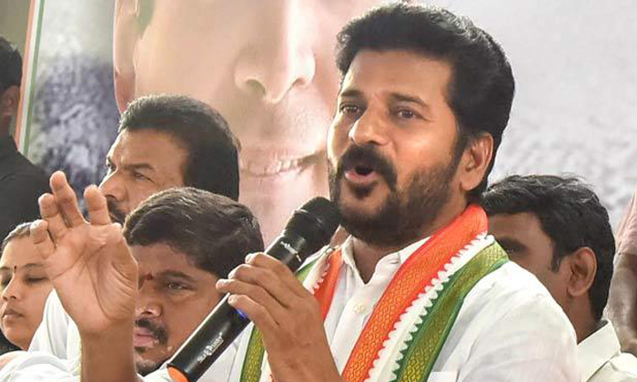  Seniour Congress Leadersangry On Revanthreddy-TeluguStop.com