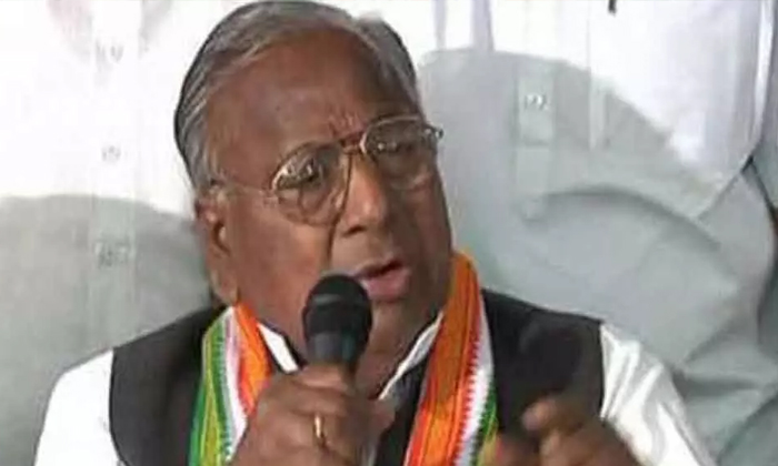  V Hanumantha Rao Comments On Huzurnagar Elections-TeluguStop.com