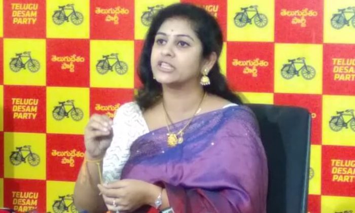 Sadhineni Yamini Comments On Chandrababu Naidu-TeluguStop.com