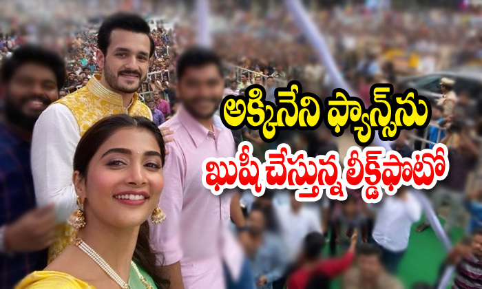  Akhil And Pooja Hegde In Shopping Mall Opening-TeluguStop.com