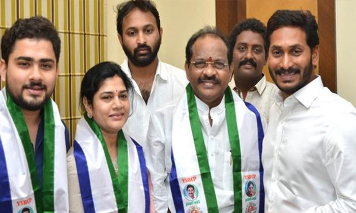 Telugu Amanchikrishna, Anamram, Apcm, Roja, Ycpjagan, Thota Simha-