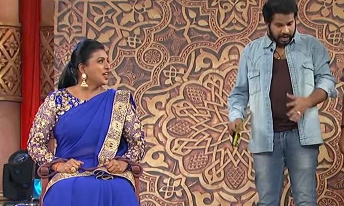  Roja As Comedian In Hyper Aadi Jabardasth Skit, Ysrcp Mla Actress Roja Selvamni,-TeluguStop.com