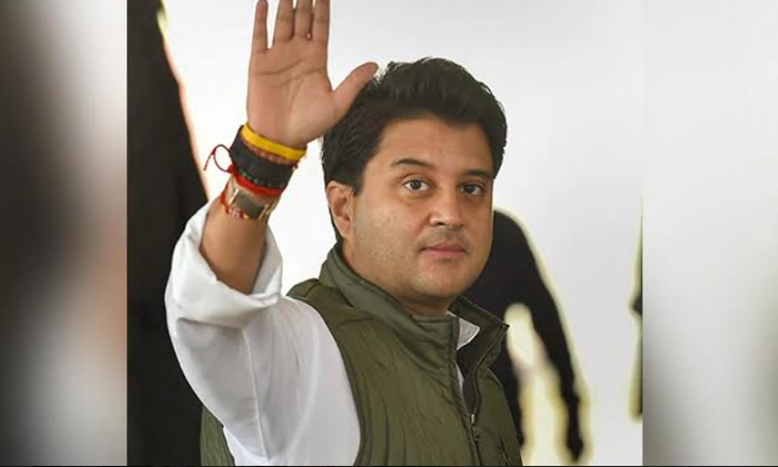  Madhya Pradesh Governament Give The Counter To Jyotiraditya Scindia-TeluguStop.com