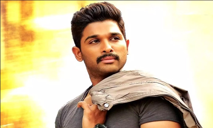  Mega Fans Trolls On Allu Arjun About Chiranjeevi Twitter Account, Allu Arjun, Ch-TeluguStop.com