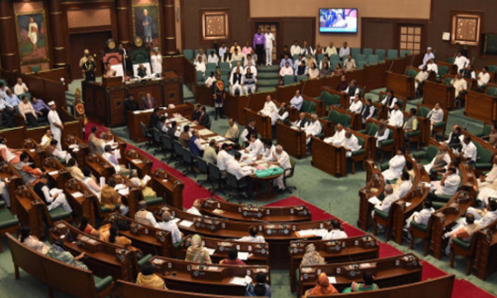  No Floor Test For Kamalnath Government Today-TeluguStop.com