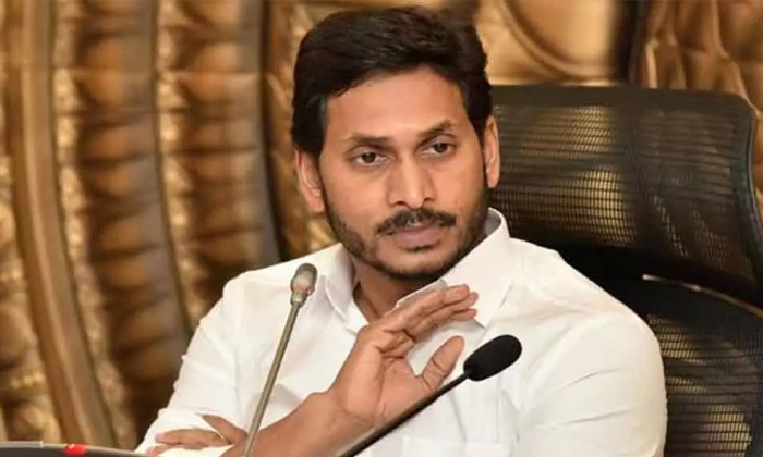  Ycp Leaders Getting Tension On Ap Elections Post Pone-TeluguStop.com