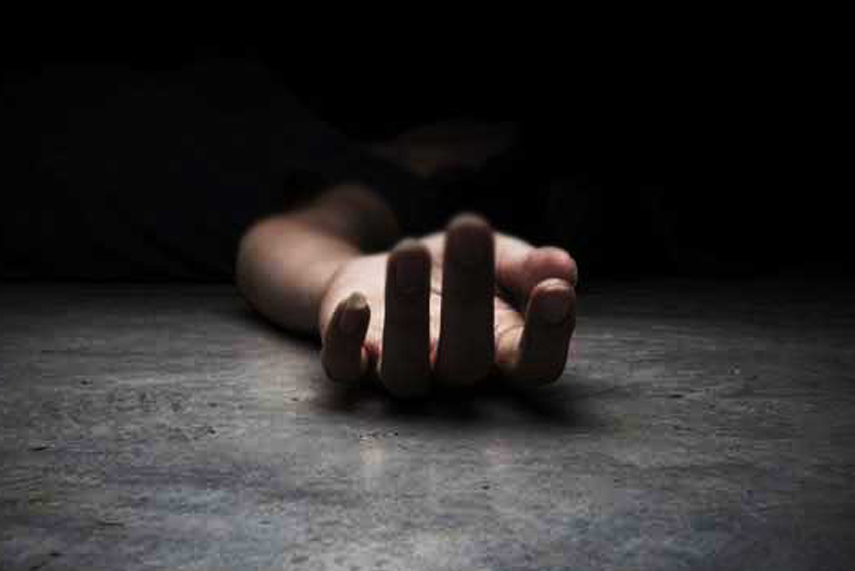  A Man Murdered Throat Slit In-TeluguStop.com