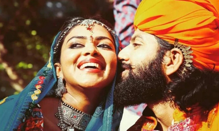  Amala Paul Second Marriage Bhavinder Singh Rumors-TeluguStop.com