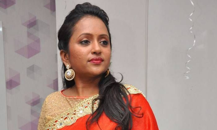  Tollywood Anchor Suma, Tollywood Anchor Suma Video News, Tollywood Anchor Suma V-TeluguStop.com