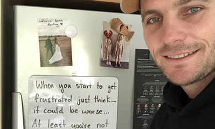  Wife Leaves Note For Self Isolated Mitchell Mcclenaghan-TeluguStop.com