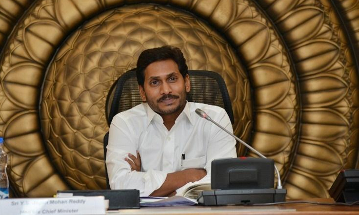  Ap Cm Jagan Silent In Corona Issue In Andhrapradesh, Jagan, Ap, Corona Virus, Yc-TeluguStop.com